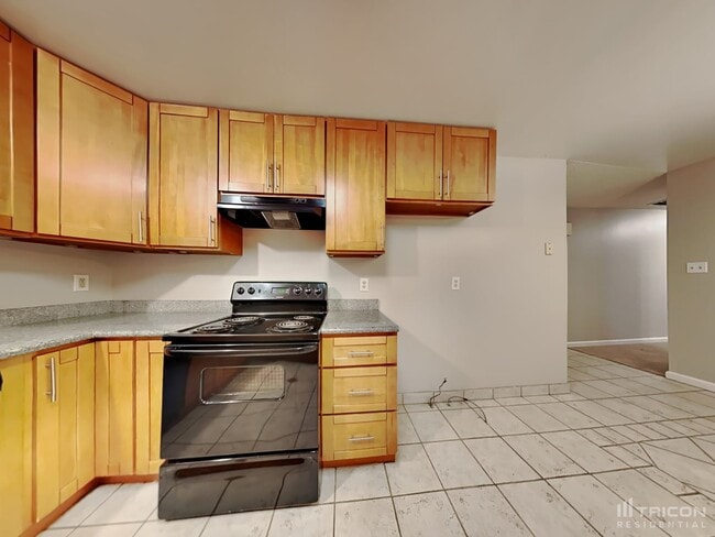 Building Photo - 809 Putnam St