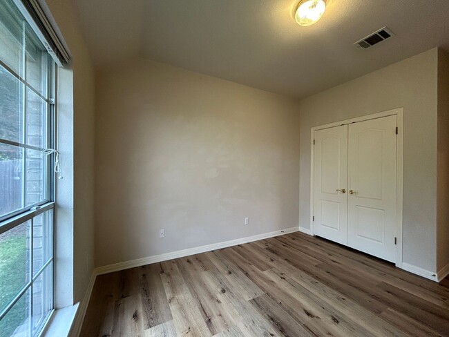 Building Photo - $250 Admin Fee Waived!! Gorgeous 4-Bedroom...