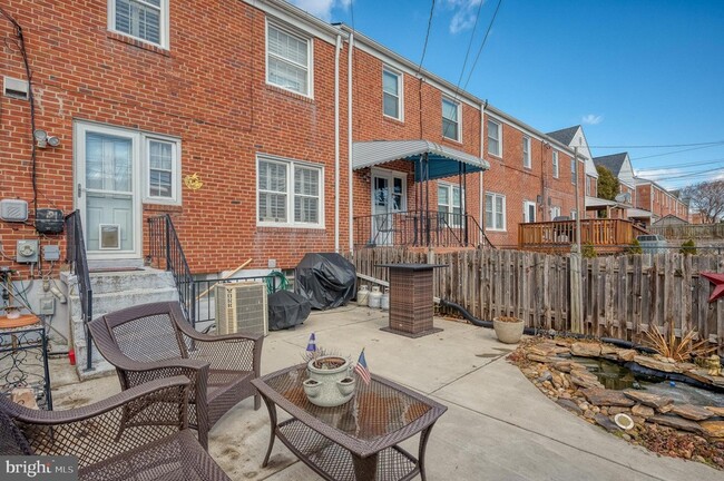 Building Photo - 8119 Pleasant Plains Rd