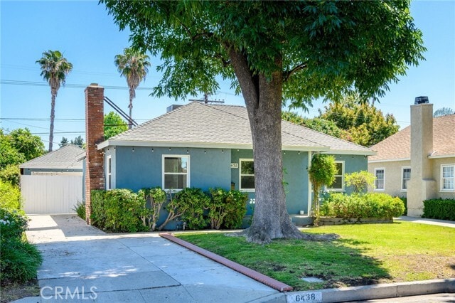 Building Photo - 6438 Densmore Ave