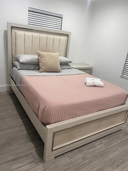 Building Photo - 3675 SW 26th St