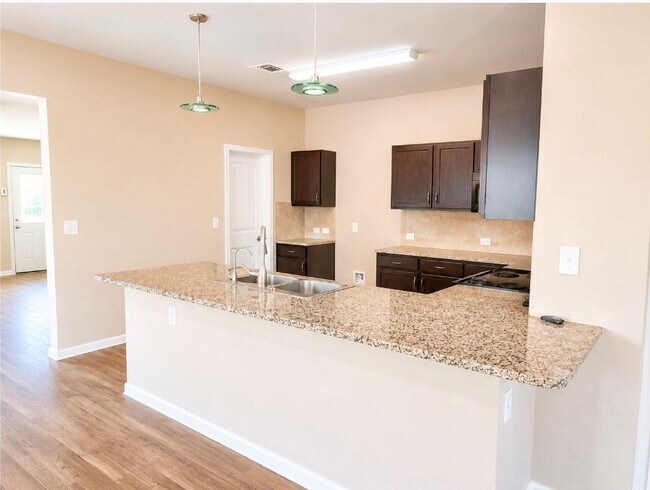Building Photo - 11640 Cambrian Rd