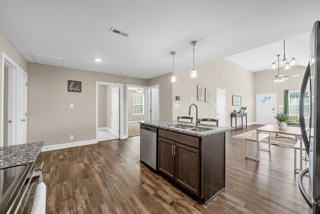 Building Photo - 268 Dugger Dr