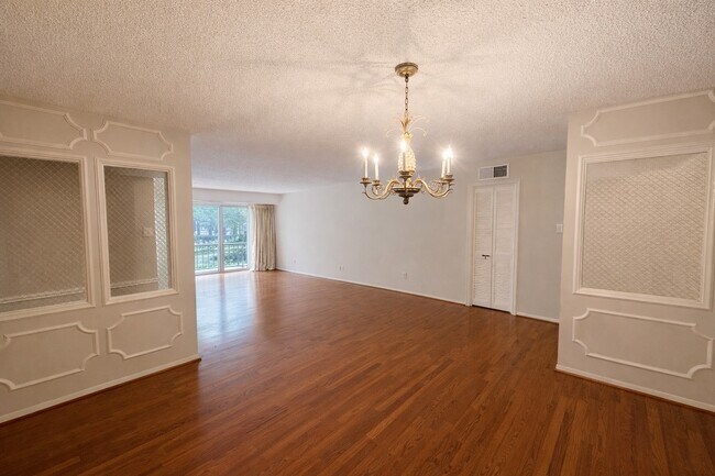 Building Photo - 5050 Ambassador Way