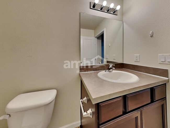 Building Photo - 1855 Blacktail Ln