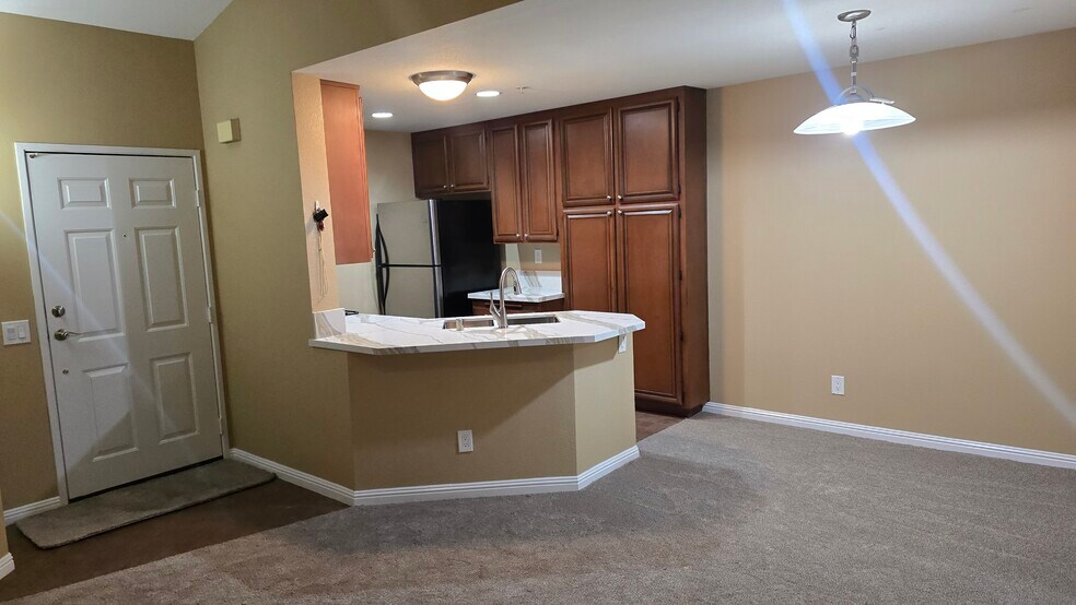 Building Photo - 11405 Affinity Ct