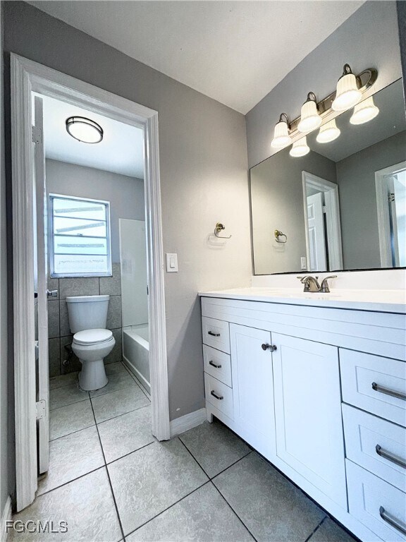 Building Photo - 4135 SW 7th Pl