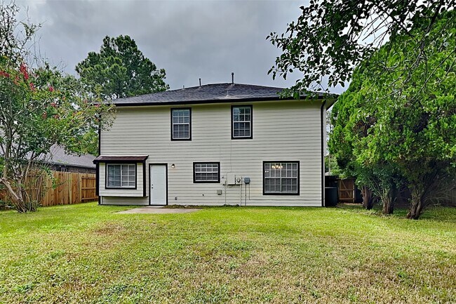 Building Photo - 2203 Pincher Creek Dr