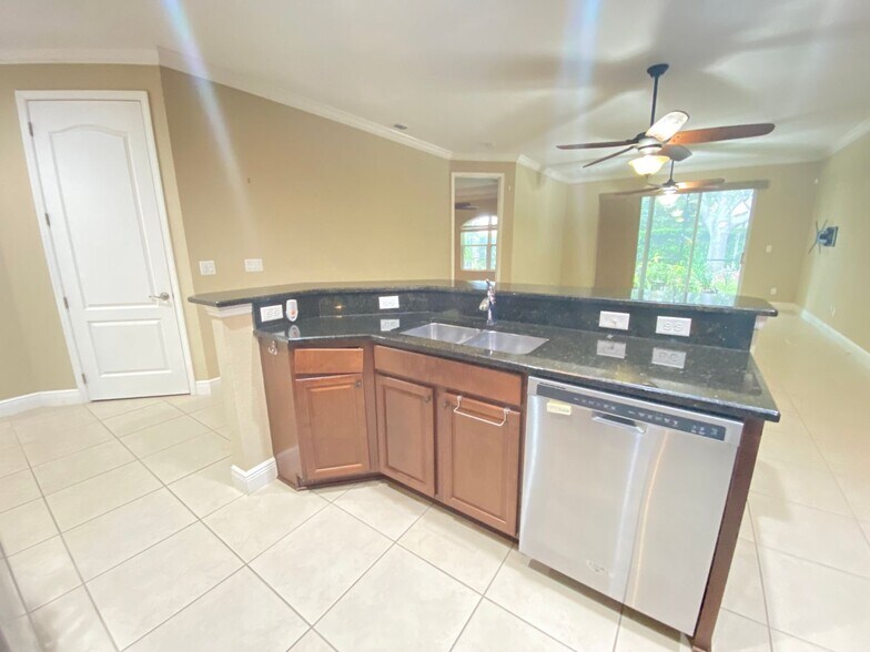 Building Photo - EAGLE CREEK (LAKE NONA) - 4BR/3.5BA TWO ST...