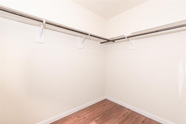 Building Photo - 5706 Plantation Forest Dr