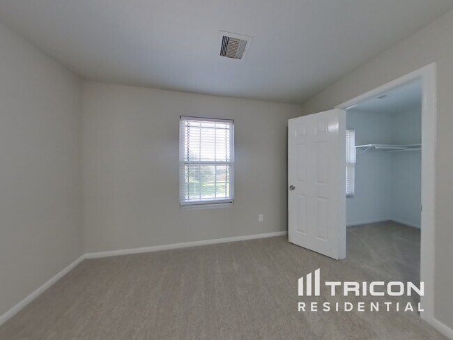 Building Photo - 12303 Kings Garden Ct