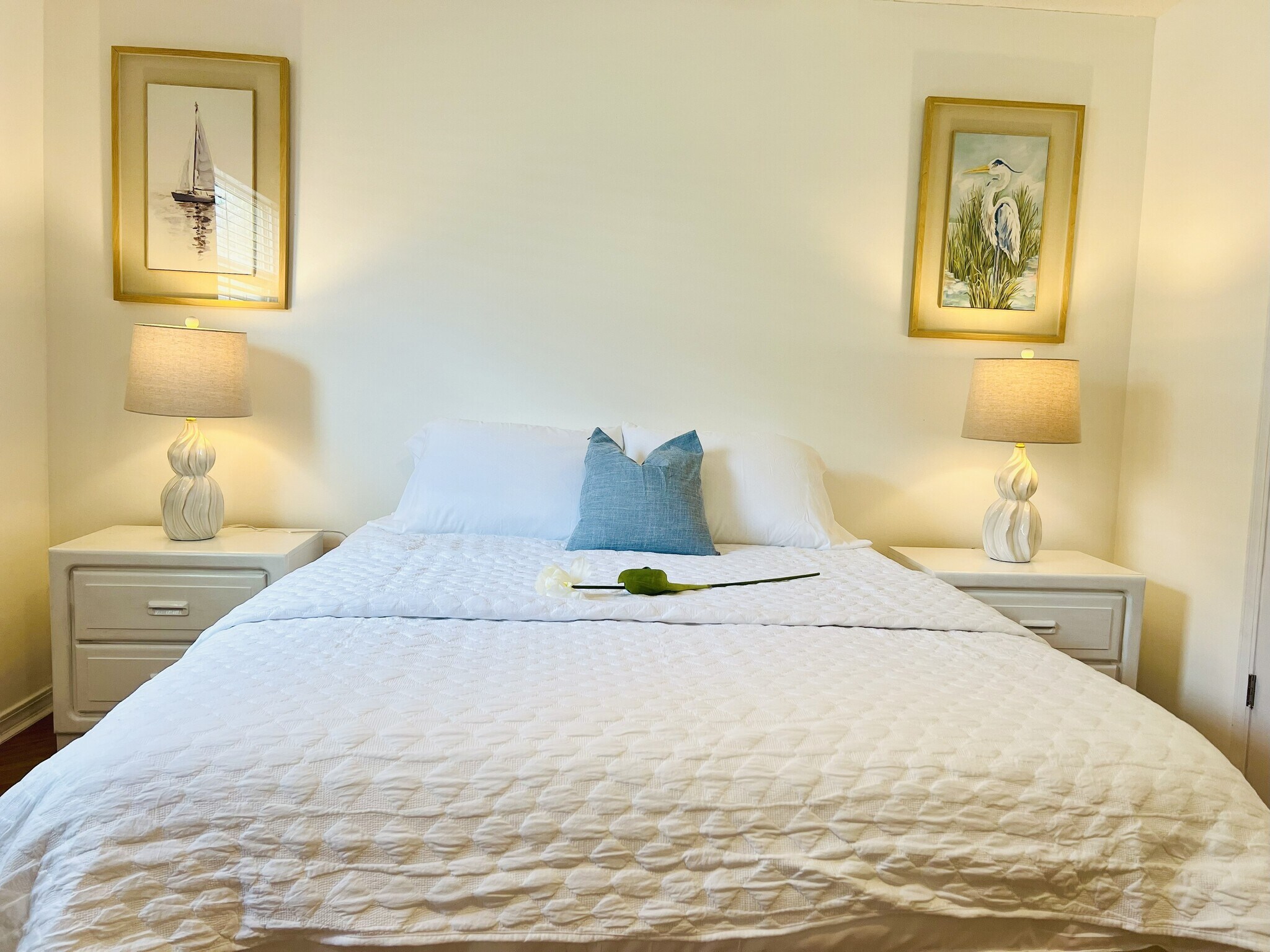 Building Photo - 816 5th St S