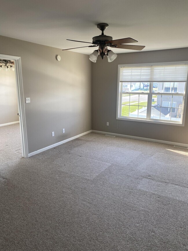 Building Photo - 14630 Euclid St