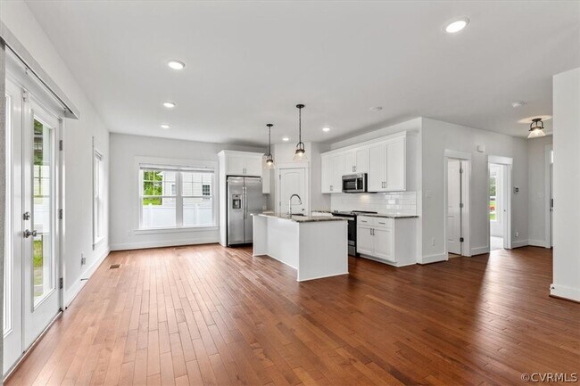 Building Photo - 4142 Tosh Ln