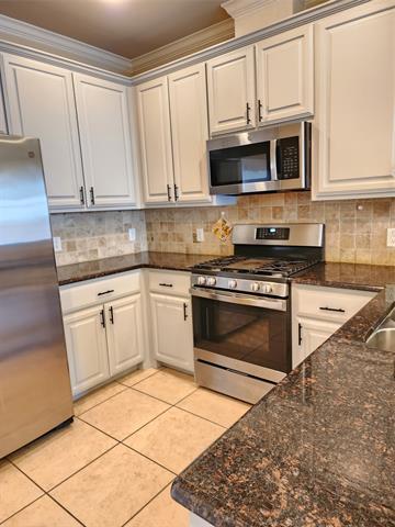 Building Photo - 1037 Paradise Cove