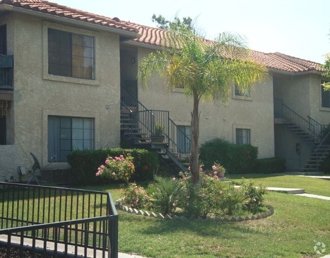 Westcourt Apartments 2069 San Bernardino Ave Colton CA 92324