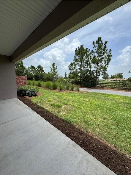 Building Photo - 3339 NW 52nd Ave
