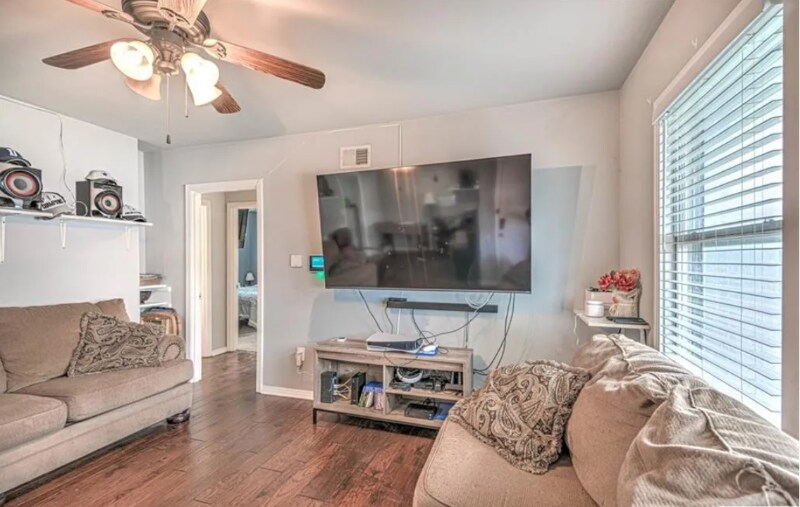 Building Photo - 20 S 28th St