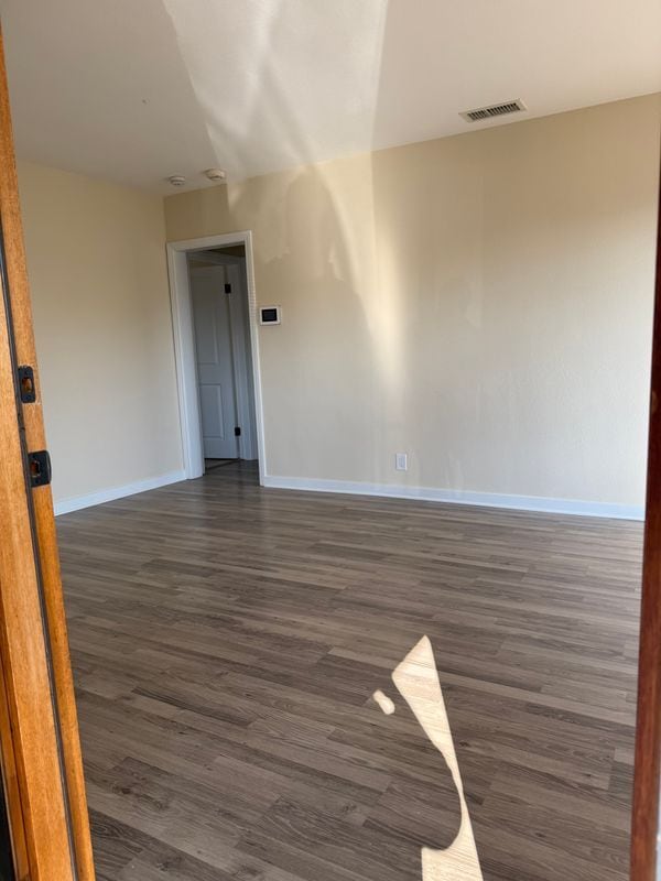 Building Photo - 375 E 137th St