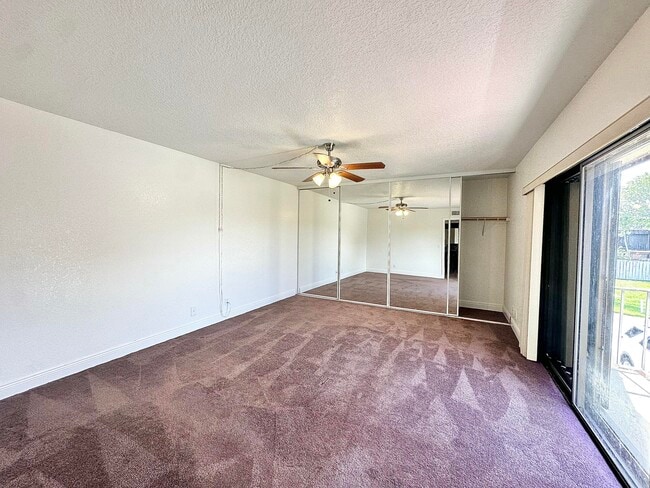 Building Photo - 82 Lake Arbor Dr