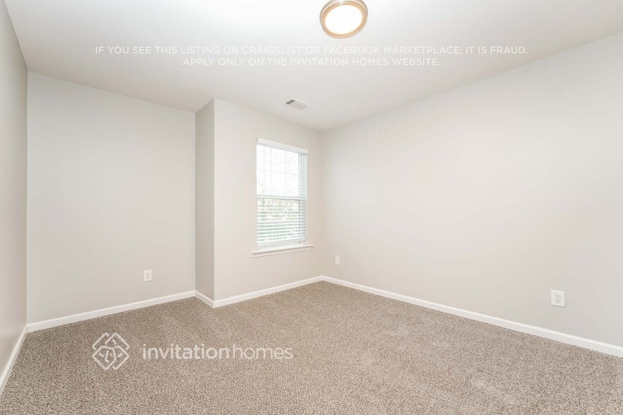 Building Photo - 2570 Pierce Brennen Ct NE