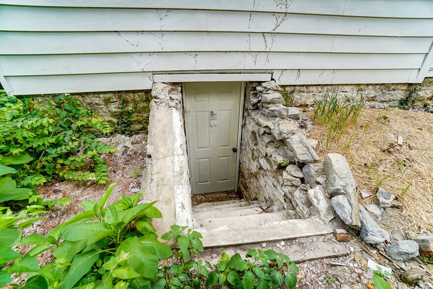 Building Photo - 1768 Williams Ave