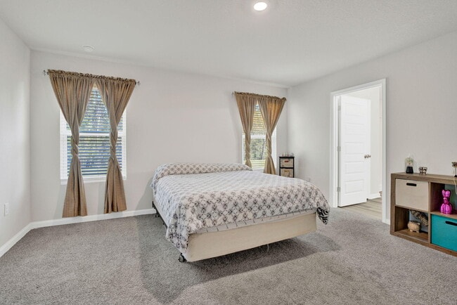 Building Photo - 535 Mary Lou Way