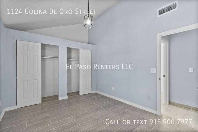 Building Photo - 1124 Colina De Oro St