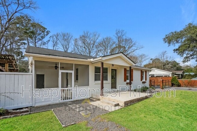 Building Photo - 3459 Johan Blvd