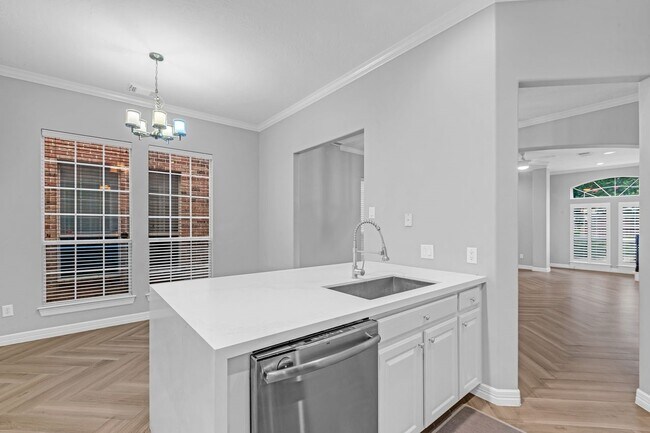 Building Photo - 13527 Brookbluff Ln