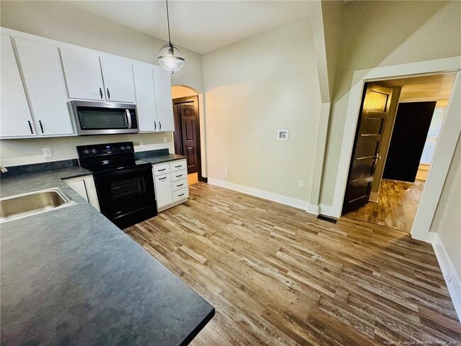 Building Photo - 1803 N Floyd Ave