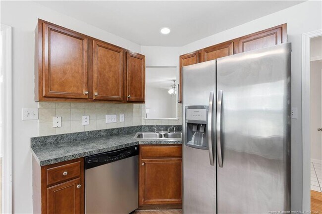 Building Photo - 2305 Gray Goose Loop