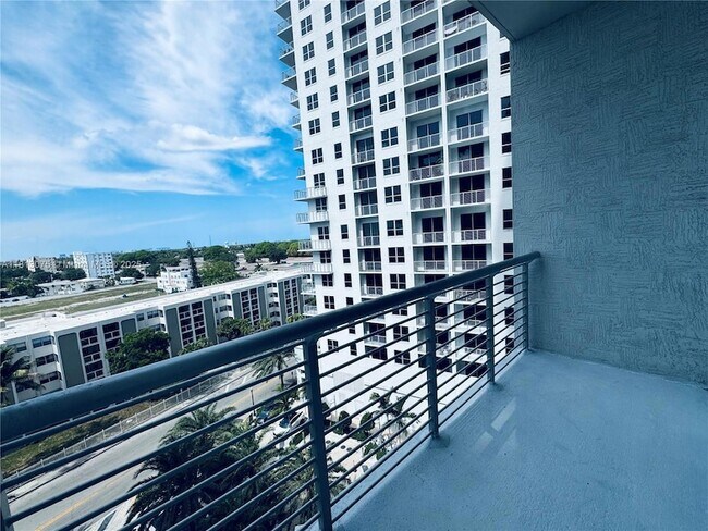 Building Photo - 1776 Polk St