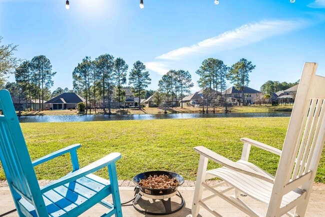 Building Photo - 169 Windchime Way