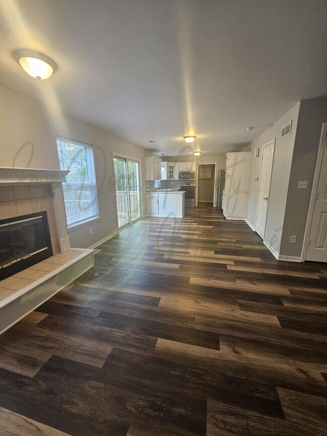 Building Photo - BEAUTIFUL HOME!!!