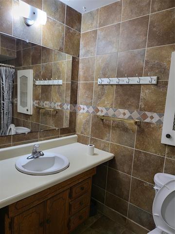 Building Photo - 1018 Vegas Dr