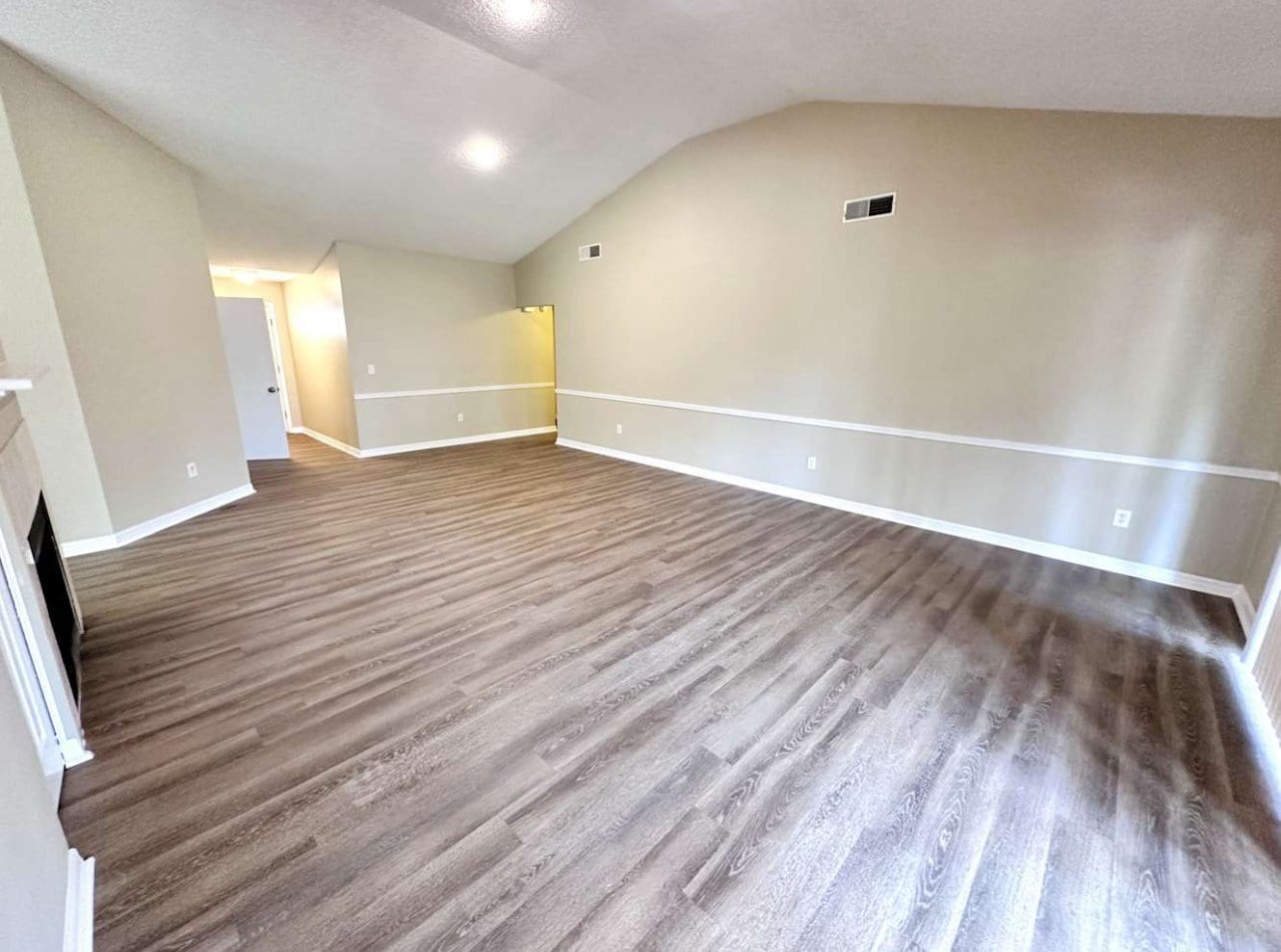 Building Photo - 1911 Coral Tree Ct