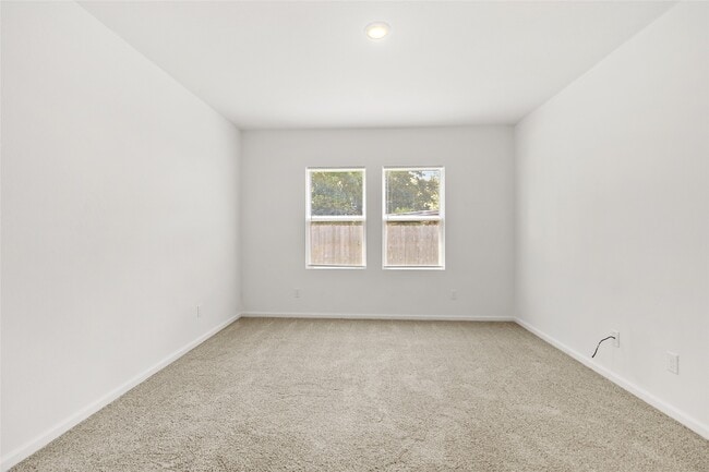 Building Photo - 3602 Admiralty Dr