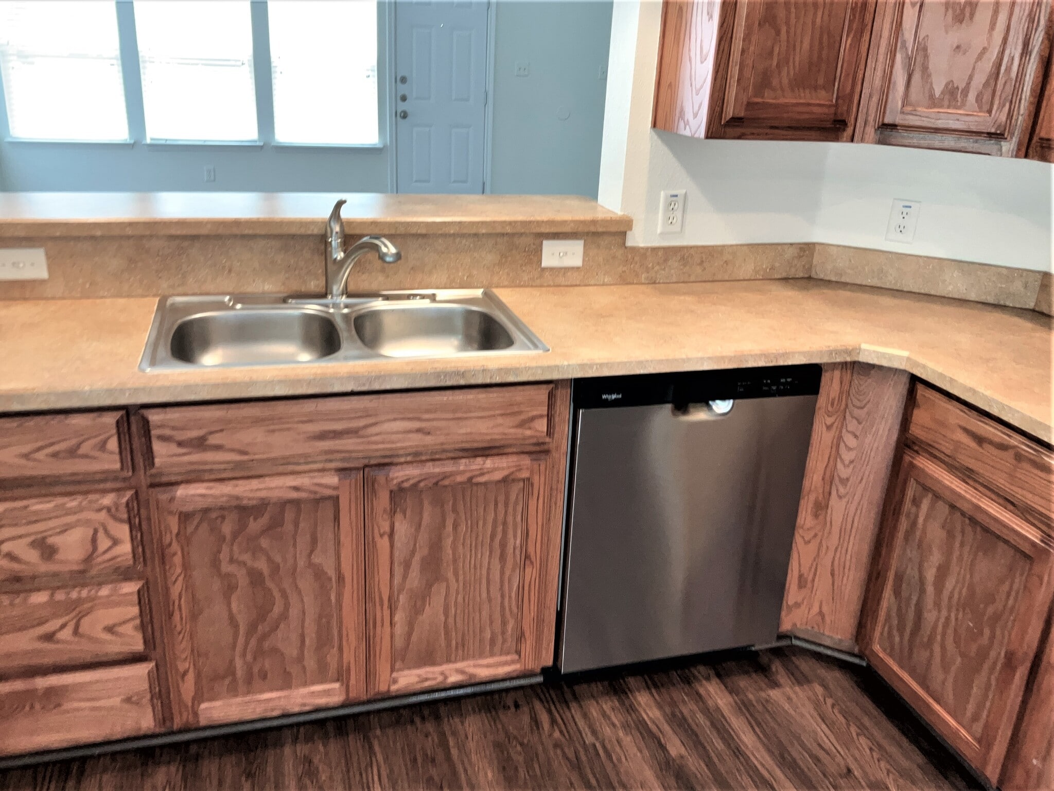 Building Photo - 1212 Gardenia Ln