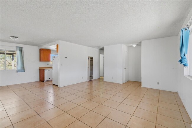 Building Photo - 7273 Sunny Vista Rd