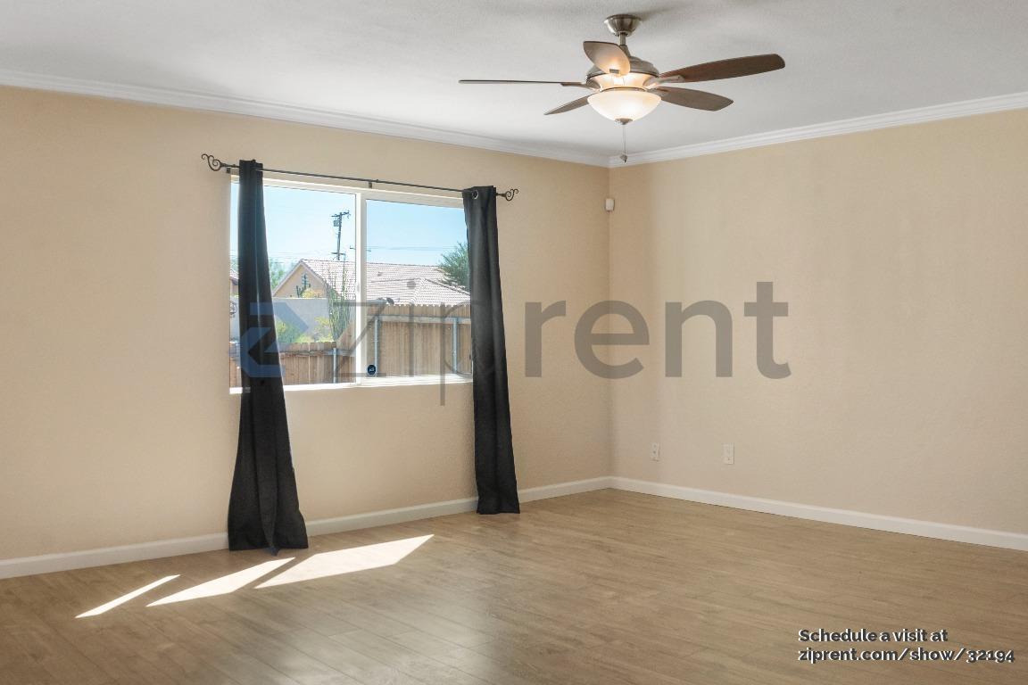 Building Photo - 11865 Ambrosio Dr