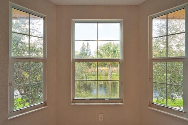 Building Photo - 5919 Monterra Club Dr