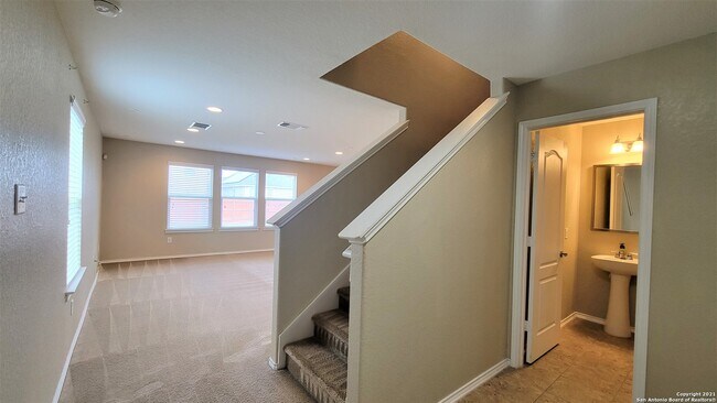 Building Photo - 2037 Brandywine Dr