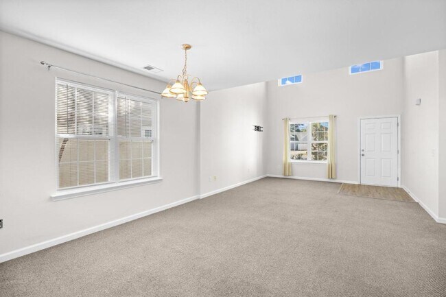 Building Photo - 1152 Stoney Falls Blvd