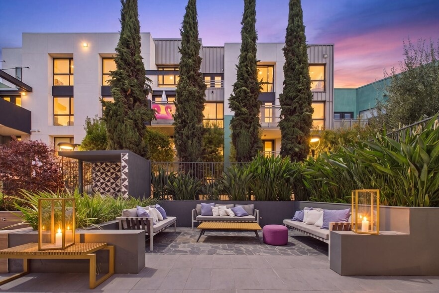 Building Photo - Access Culver City