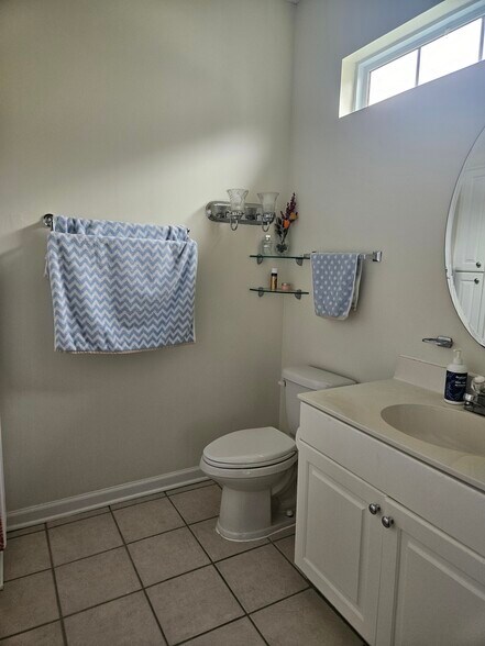 Building Photo - 108 Scotch Broom Dr