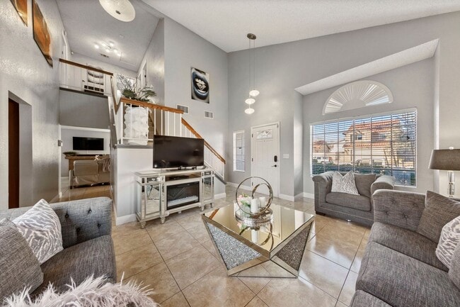 Building Photo - Fully furnished gorgeous Silverado Ranch home!
