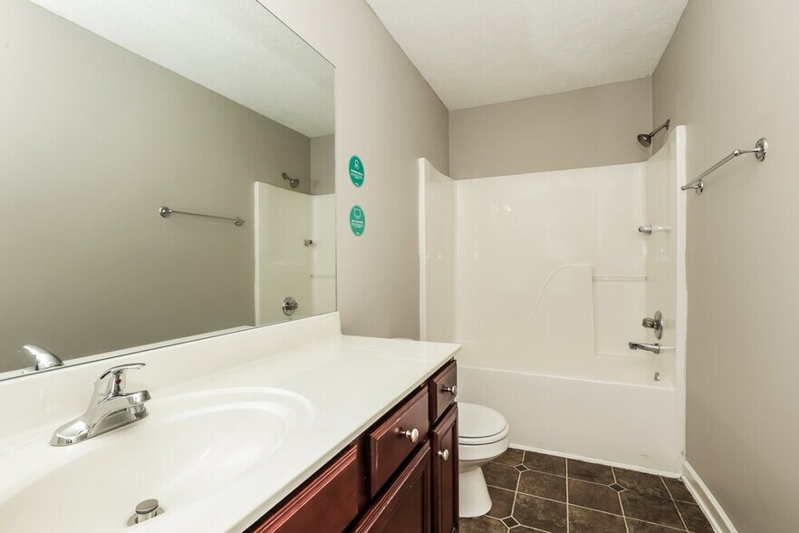 Building Photo - 3342 Hamberton Cir