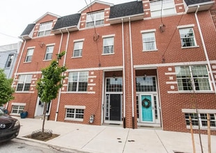 Building Photo - 2545 E Dauphin St