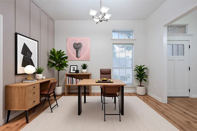 Building Photo - 2109 Eastlands St